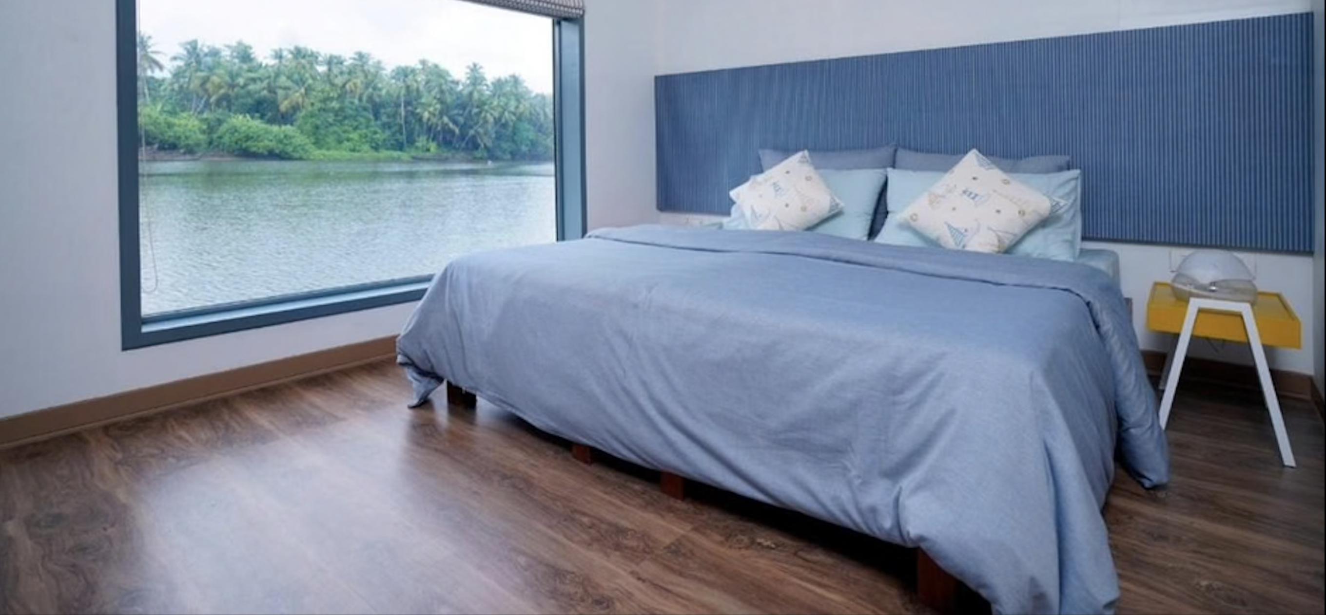 Houseboat Bedroom
